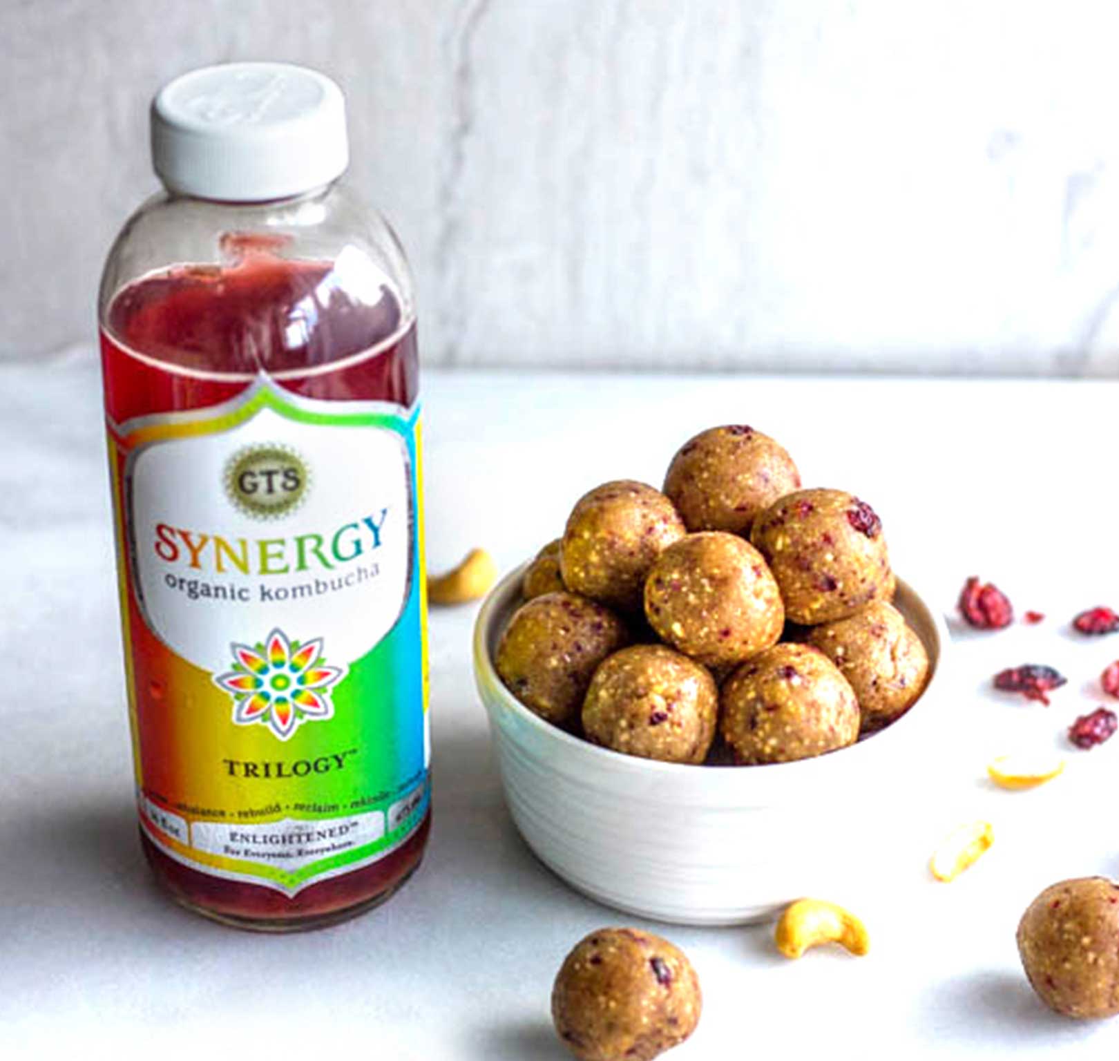 Cranberry Cashew Energy Bites